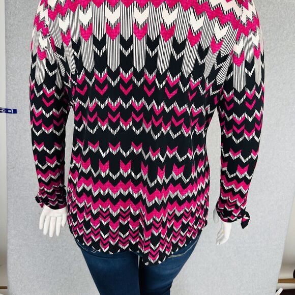 Susan Graver Womans Sz Large Blouse Black Long Tie Sleeve Stretch Abstract - Picture 11 of 11